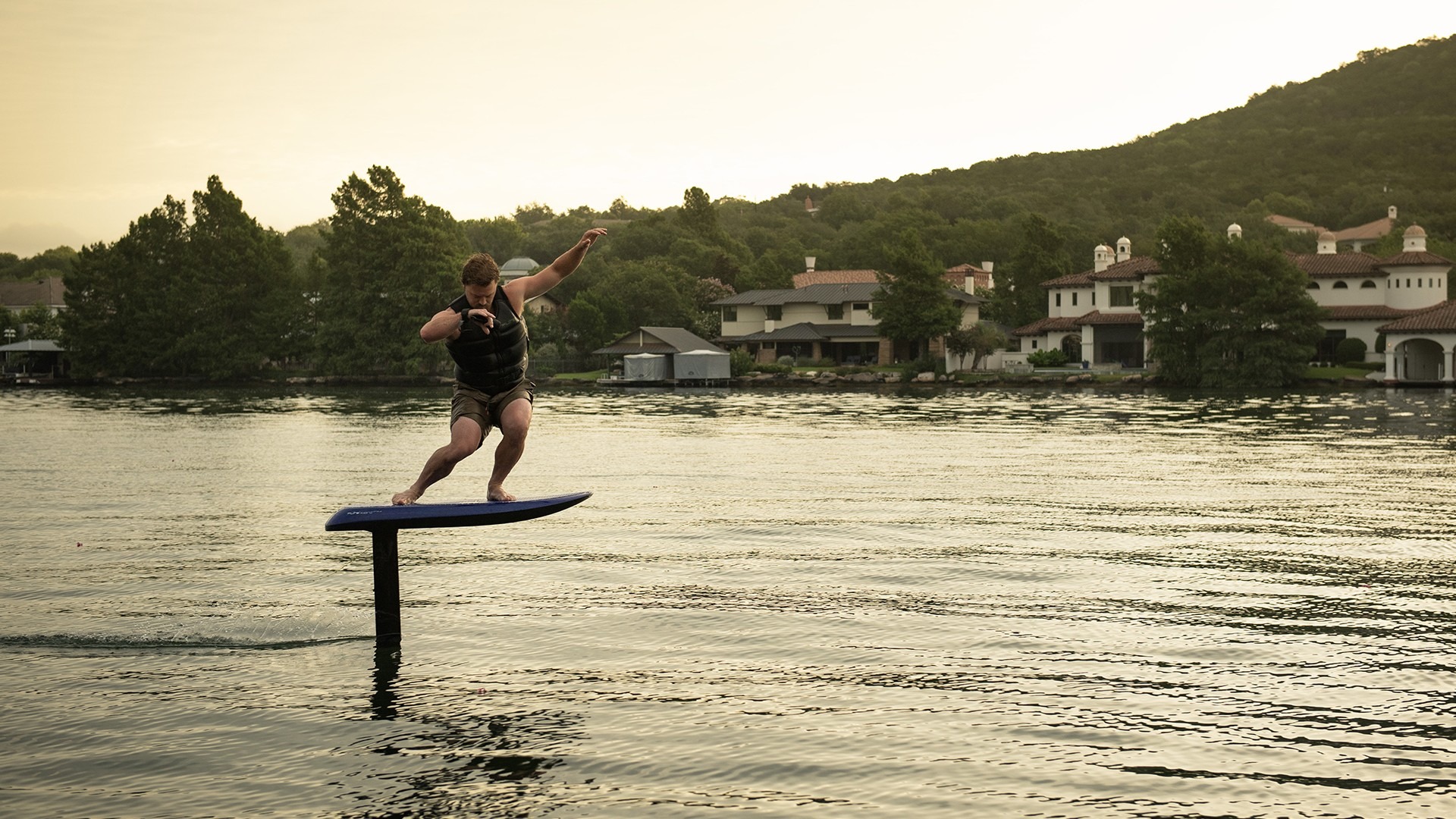 Comparatif Fliteboard 2026 : quel eFoil choisir ? (7 modèles, prix & specs)
